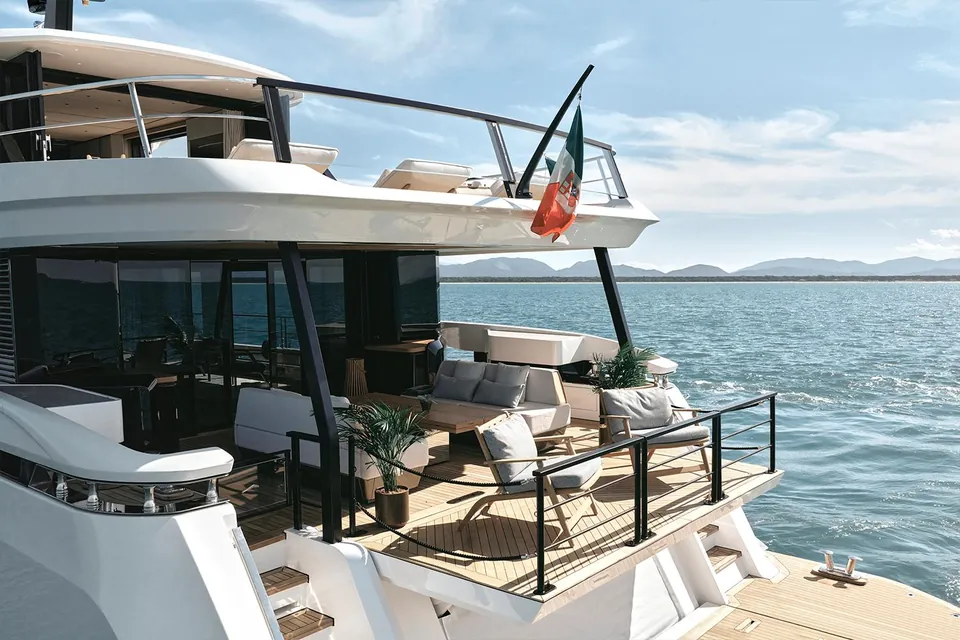 2027 Azimut Grande 30M, photo 3