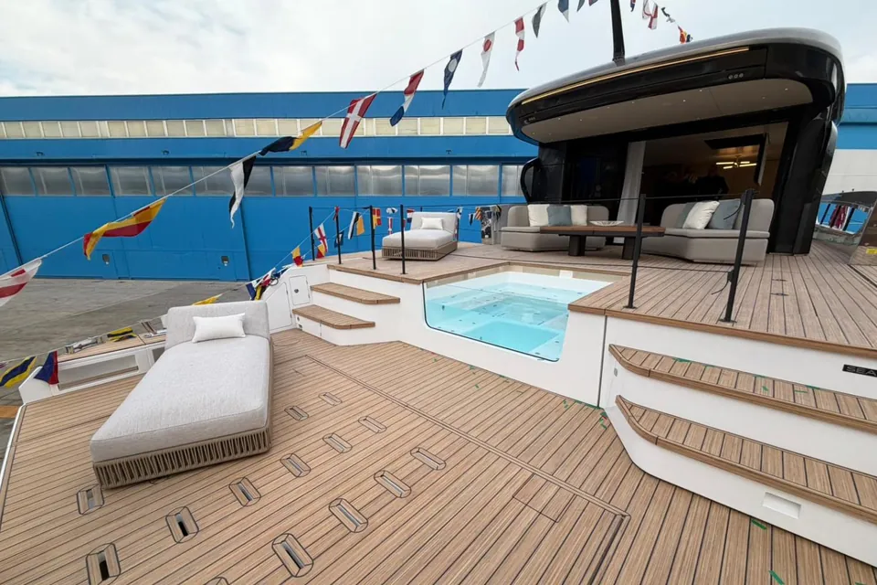 2026 Azimut Seadeck 9, photo 7