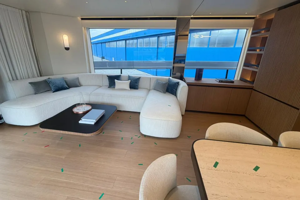 2026 Azimut Seadeck 9, photo 12
