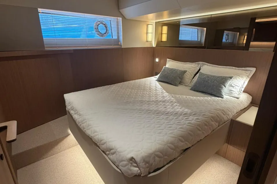 2026 Azimut Seadeck 9, photo 14