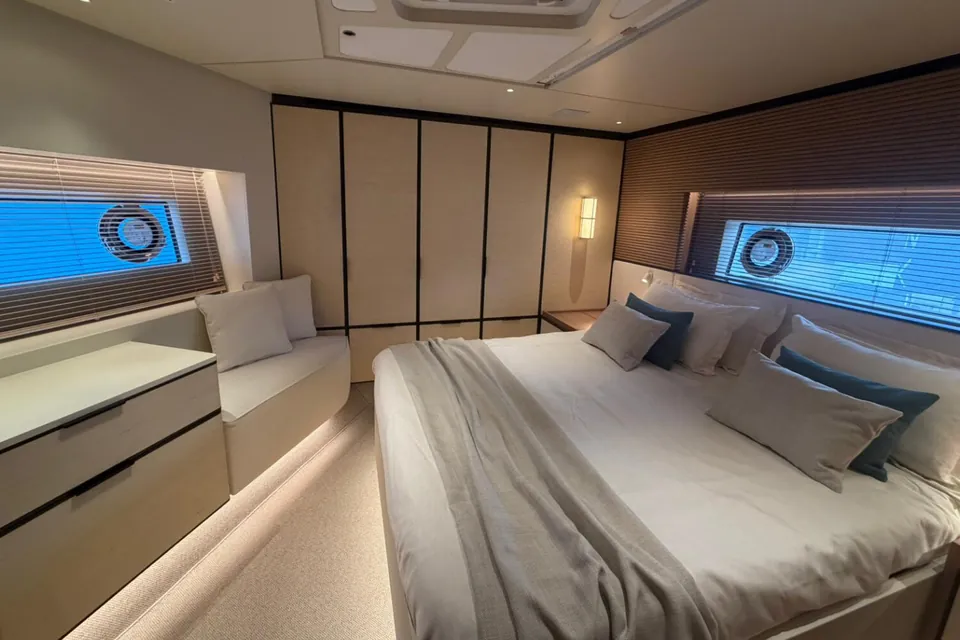 2026 Azimut Seadeck 9, photo 21