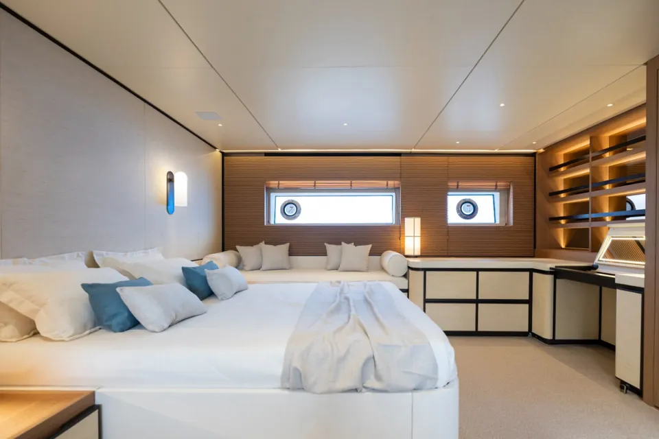 2026 Azimut Seadeck 9, photo 26