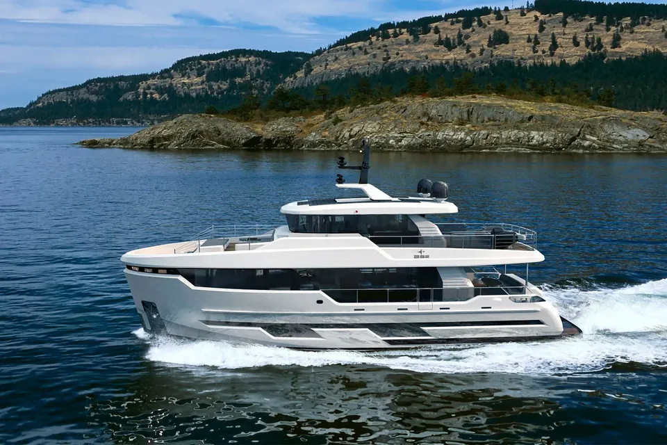 2028 Bering Yachts B82, photo 6