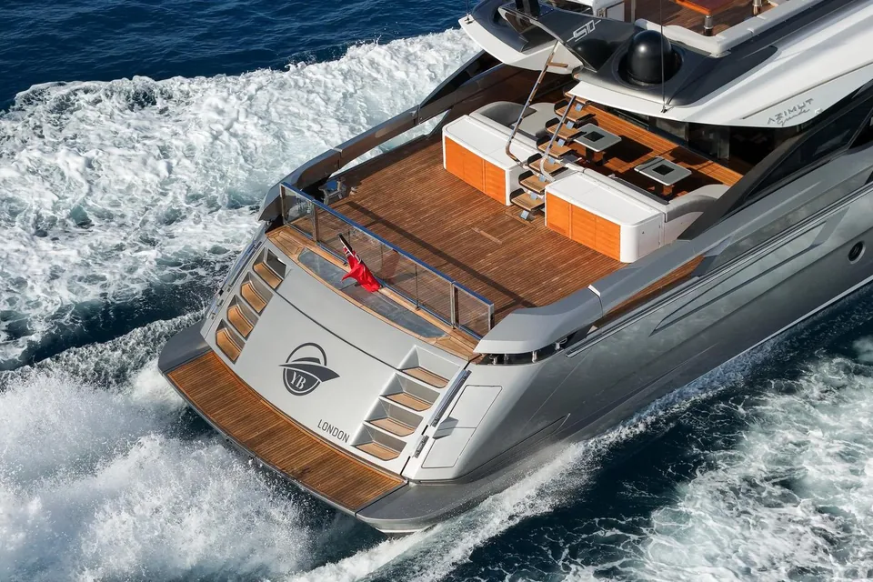 Yb, 2019 Azimut S10, photo 3