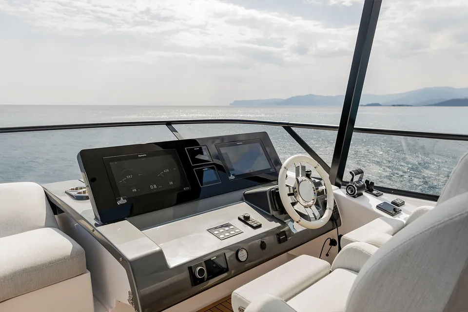 2026 Azimut 72, photo 8