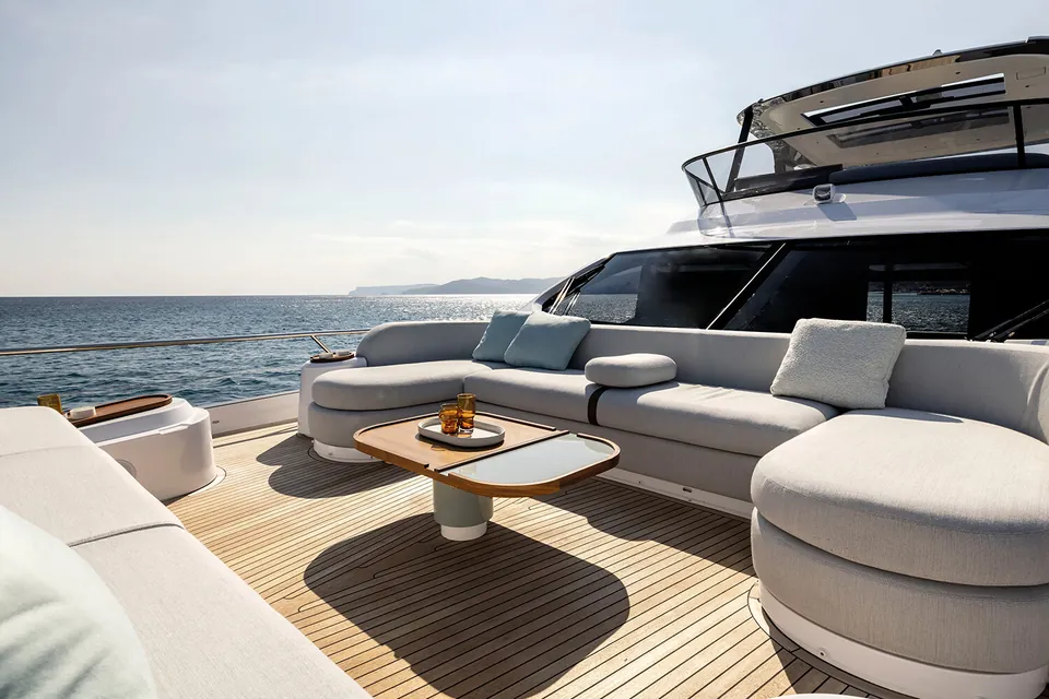 2026 Azimut 72, photo 9