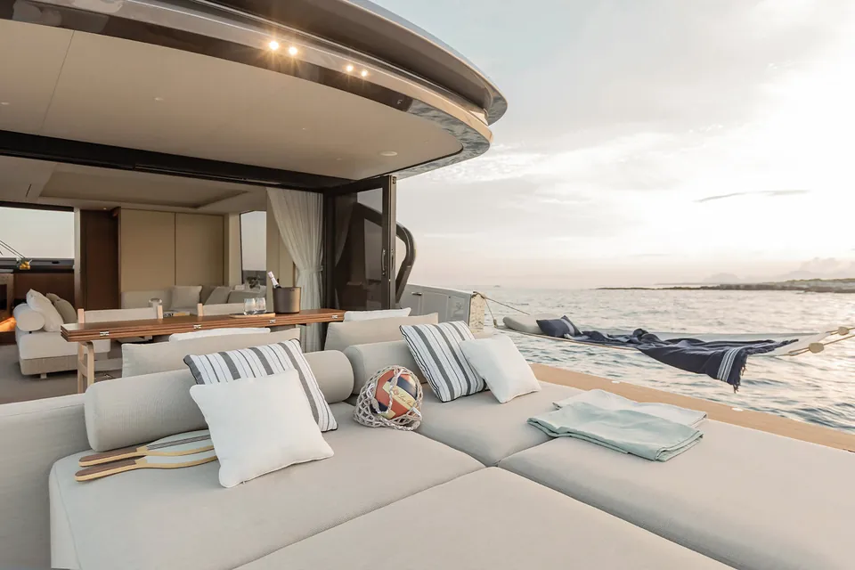 2026 Azimut Seadeck 7, photo 7