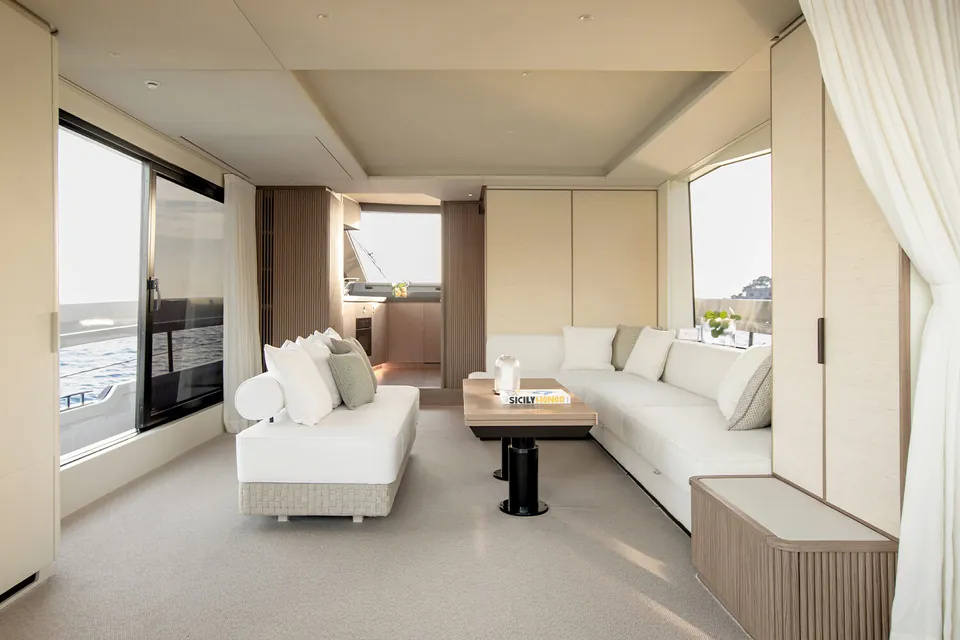 2026 Azimut Seadeck 7, photo 12