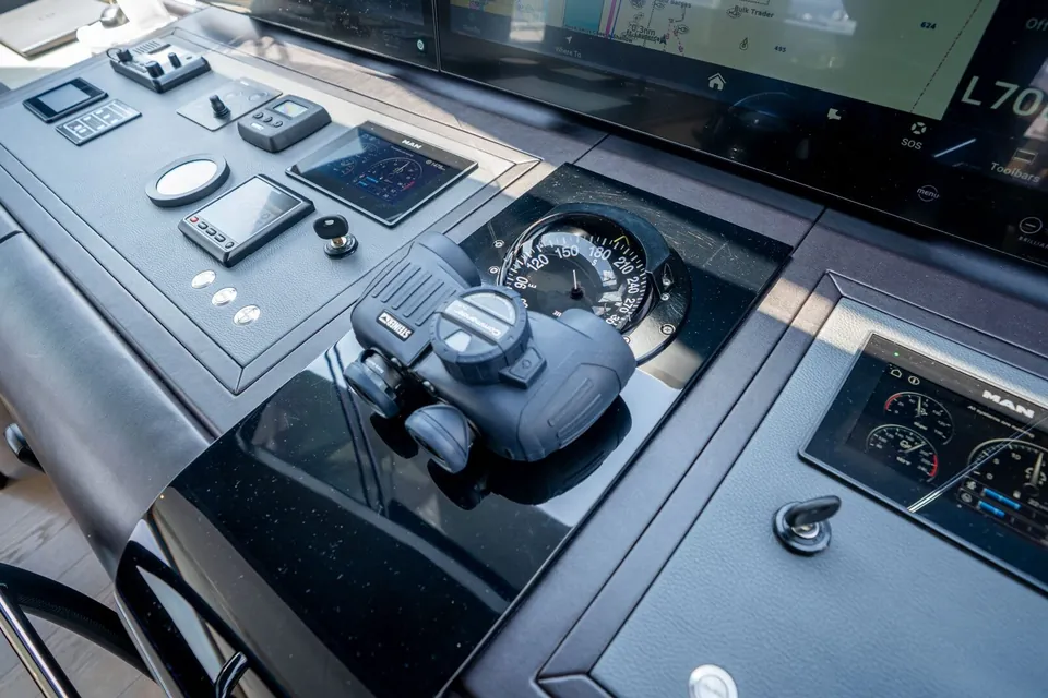 Cool Change, 2025 Ocean Alexander 32L, photo 13