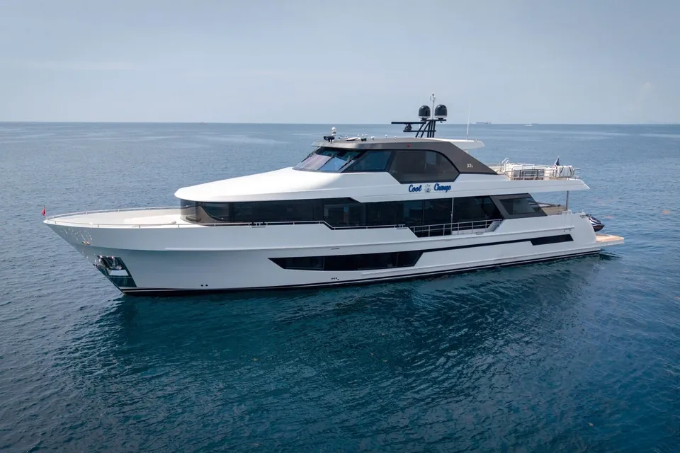 Cool Change, 2025 Ocean Alexander 32L, photo 1