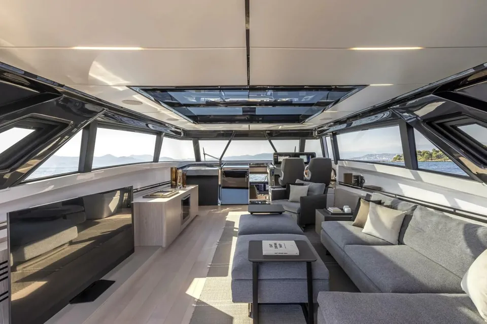 2022 Ferretti 1000 Skydeck, photo 7