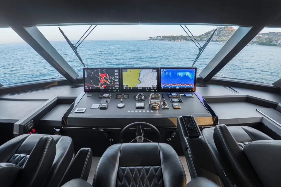 Lone Star, 2024 Ocean Alexander 28E, photo 2