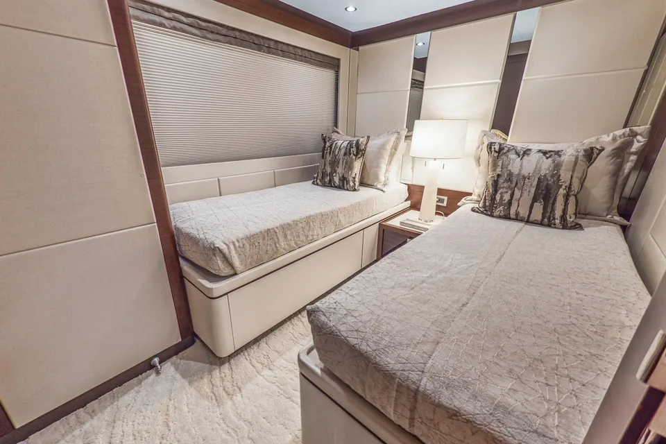 Lone Star, 2024 Ocean Alexander 28E, photo 35