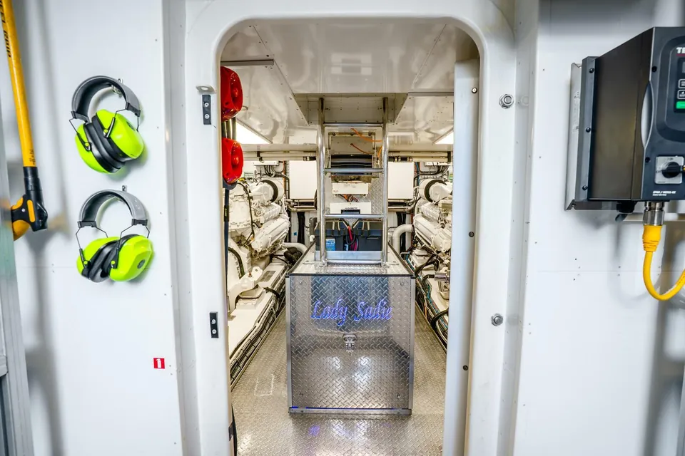 Lady Sadie, 2019 Van der Valk LeVen 90, photo 9
