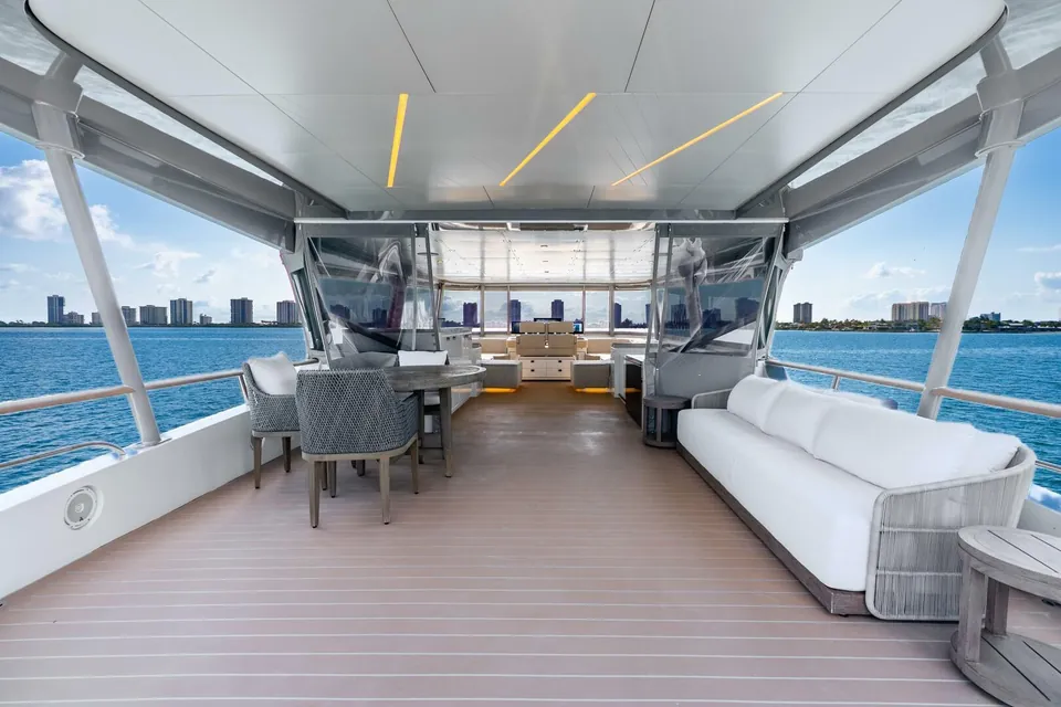 Lady Sadie, 2019 Van der Valk LeVen 90, photo 16