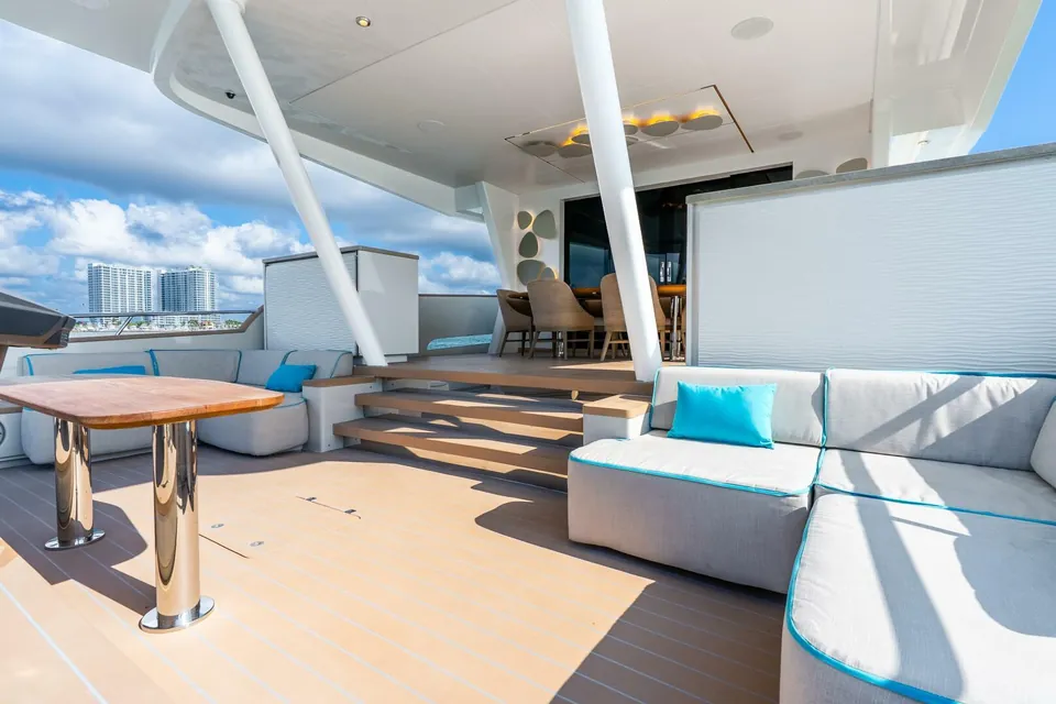 Lady Sadie, 2019 Van der Valk LeVen 90, photo 26