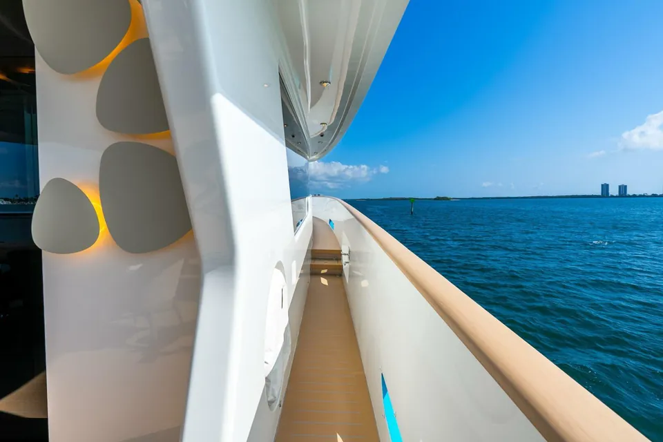 Lady Sadie, 2019 Van der Valk LeVen 90, photo 33