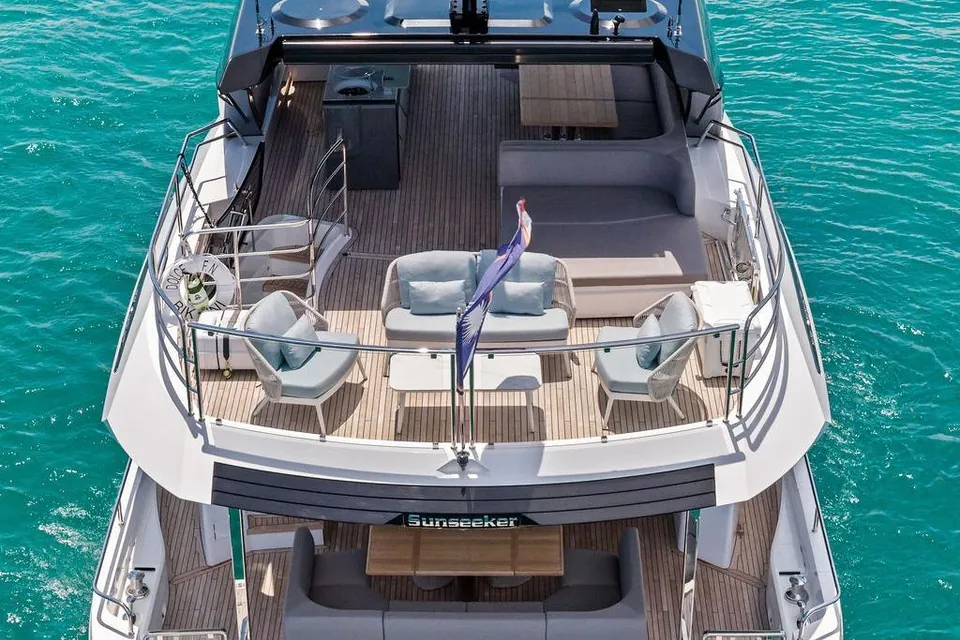 Dolce Far Niente, 2026 Sunseeker 88 Yacht, photo 26