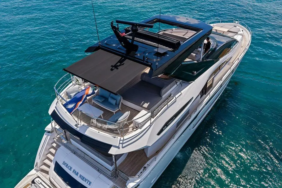 Dolce Far Niente, 2026 Sunseeker 88 Yacht, photo 28
