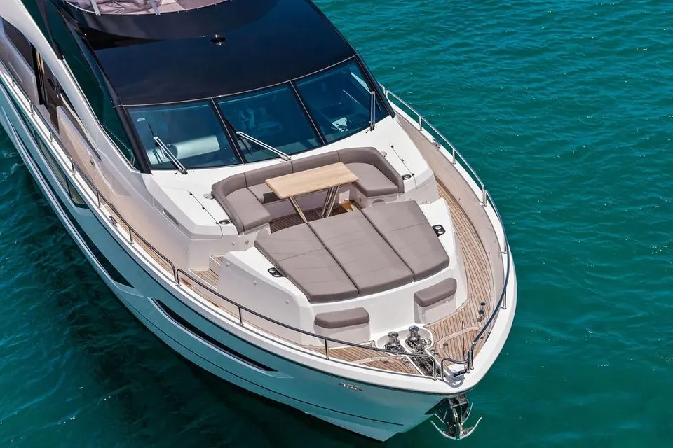 Dolce Far Niente, 2026 Sunseeker 88 Yacht, photo 31