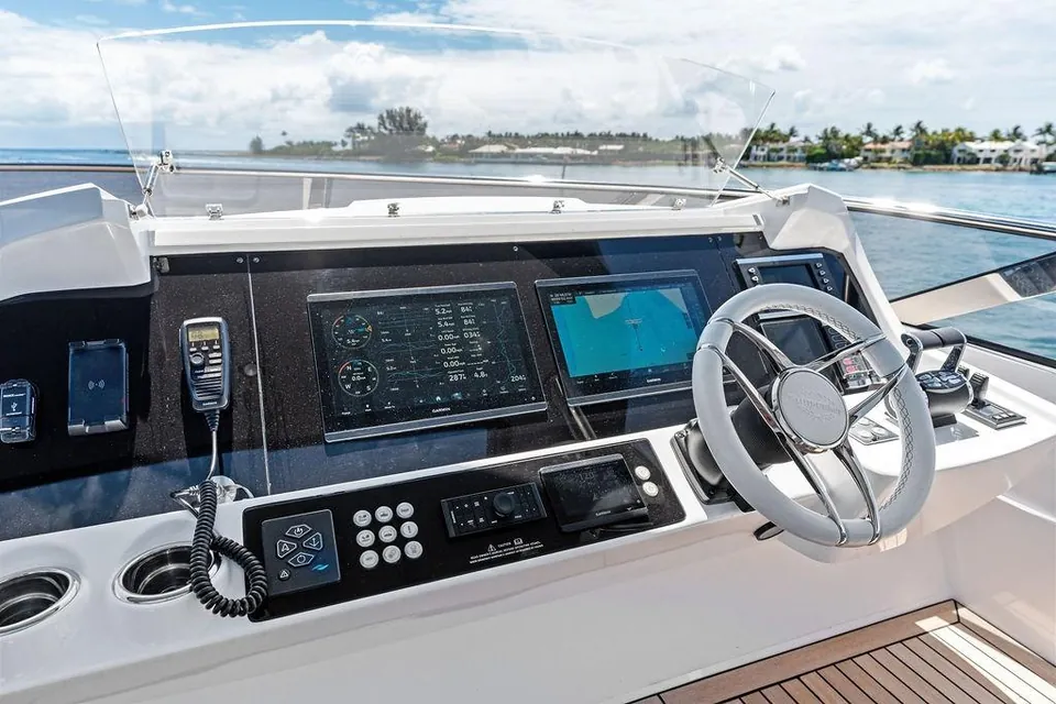 Dolce Far Niente, 2026 Sunseeker 88 Yacht, photo 42