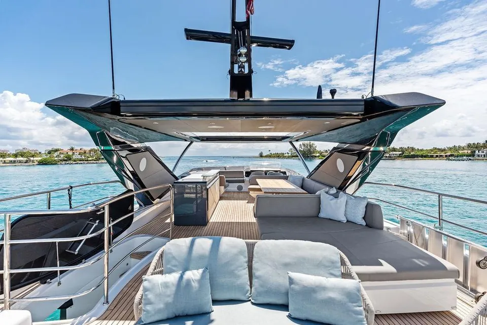 Dolce Far Niente, 2026 Sunseeker 88 Yacht, photo 52