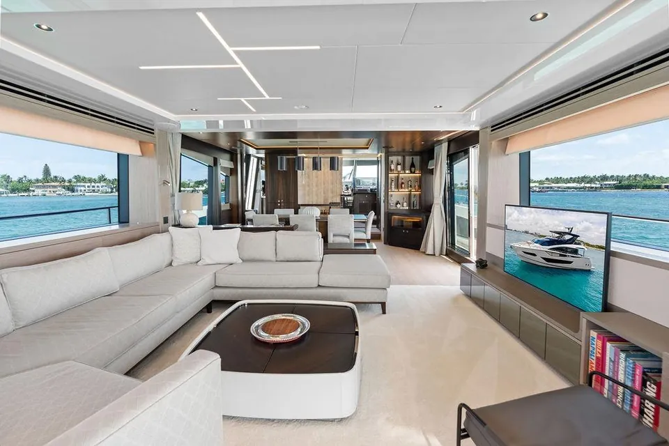 Dolce Far Niente, 2026 Sunseeker 88 Yacht, photo 55