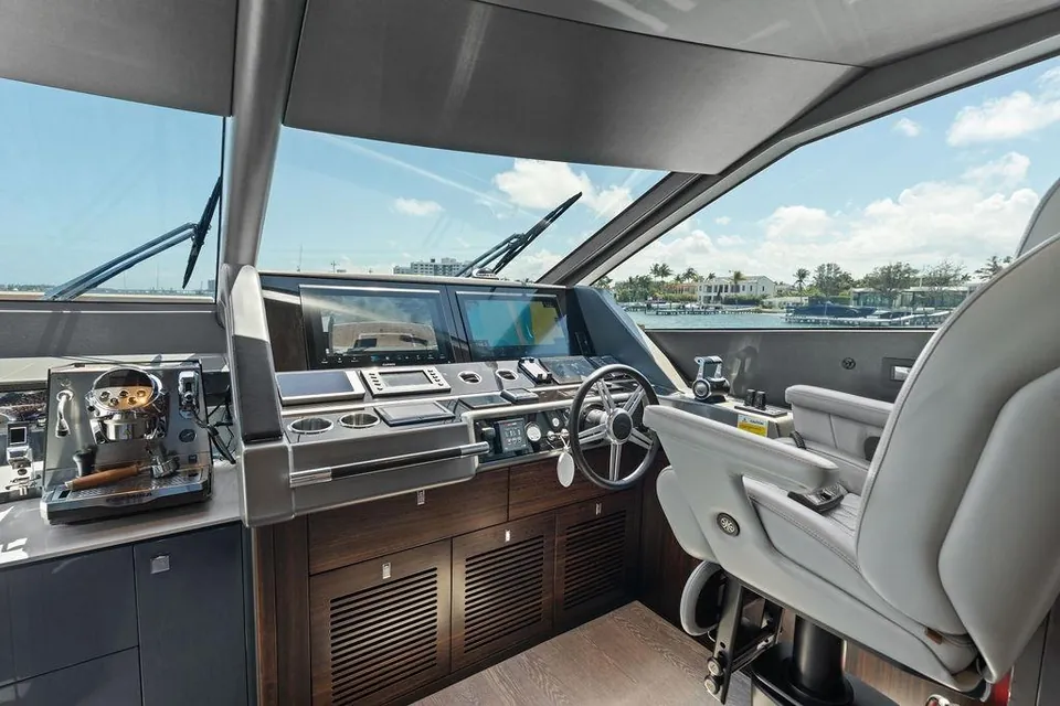 Dolce Far Niente, 2026 Sunseeker 88 Yacht, photo 61