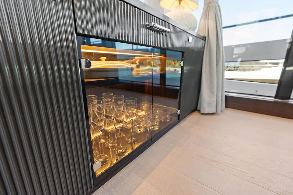 Dolce Far Niente, 2026 Sunseeker 88 Yacht, photo 70