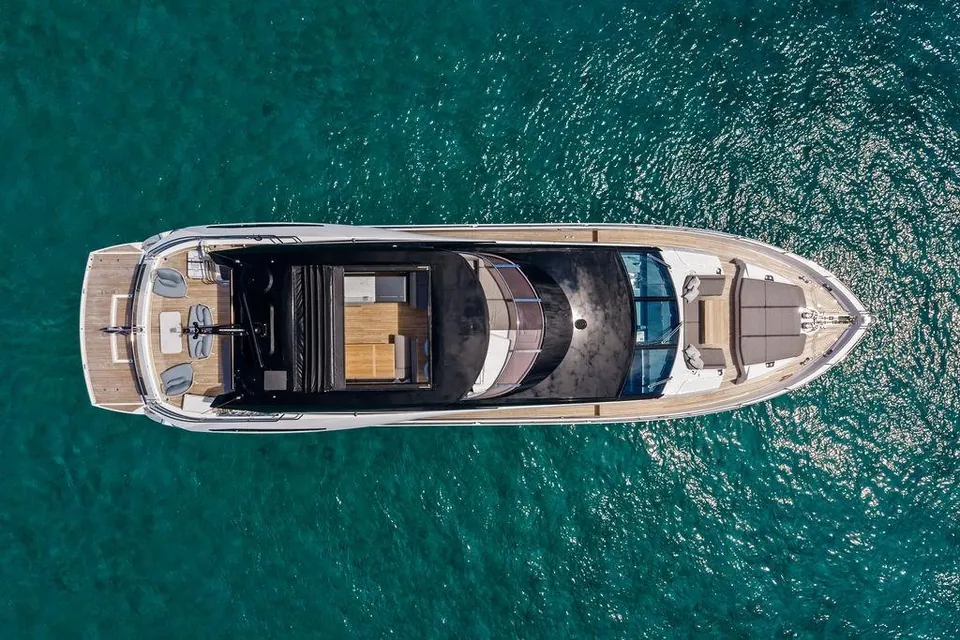 Dolce Far Niente, 2026 Sunseeker 88 Yacht, photo 75