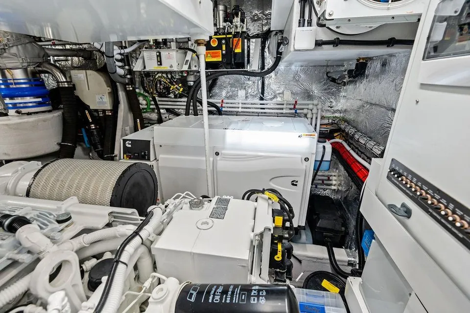 Dolce Far Niente, 2026 Sunseeker 88 Yacht, photo 84