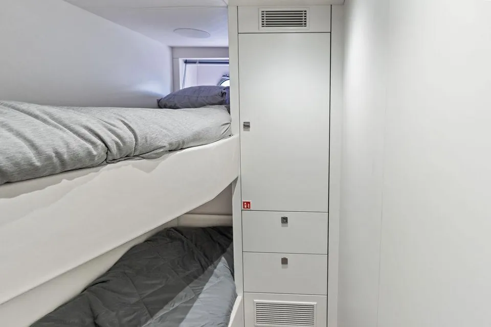 Dolce Far Niente, 2026 Sunseeker 88 Yacht, photo 89