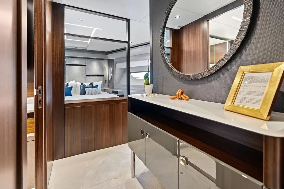 Dolce Far Niente, 2026 Sunseeker 88 Yacht, photo 99
