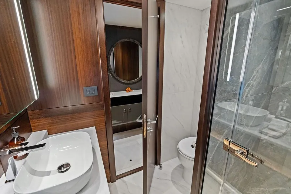 Dolce Far Niente, 2026 Sunseeker 88 Yacht, photo 102