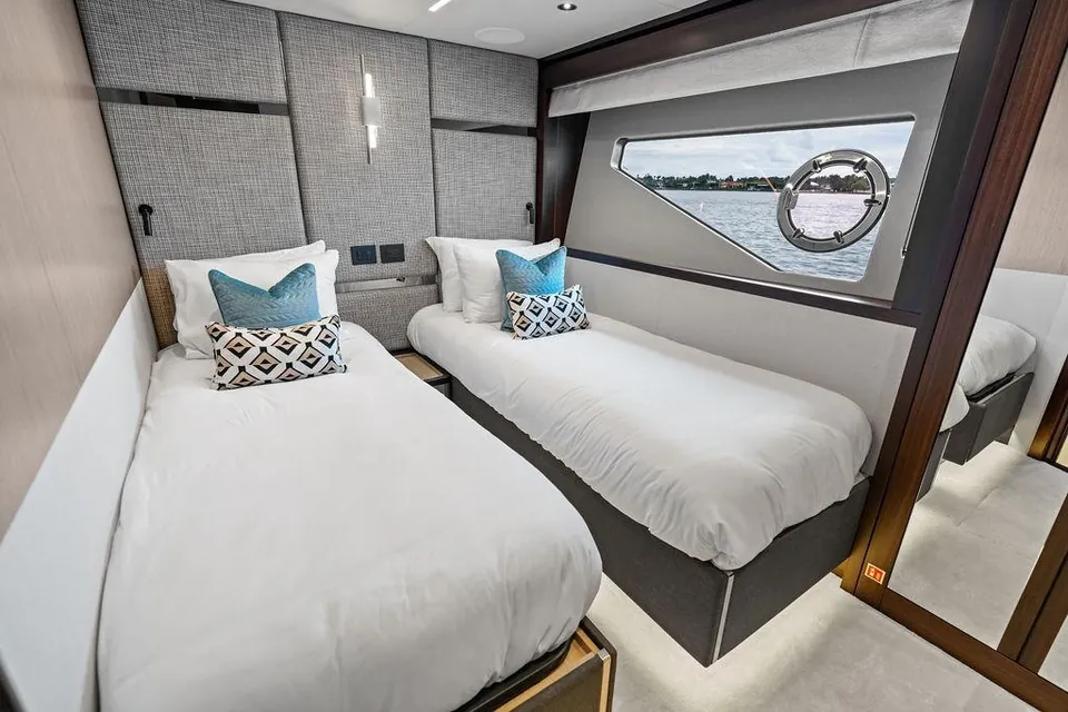 Dolce Far Niente, 2026 Sunseeker 88 Yacht, photo 111