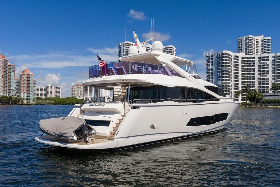 Sea Zar, 2019 Sunseeker 86 Yacht, photo 5