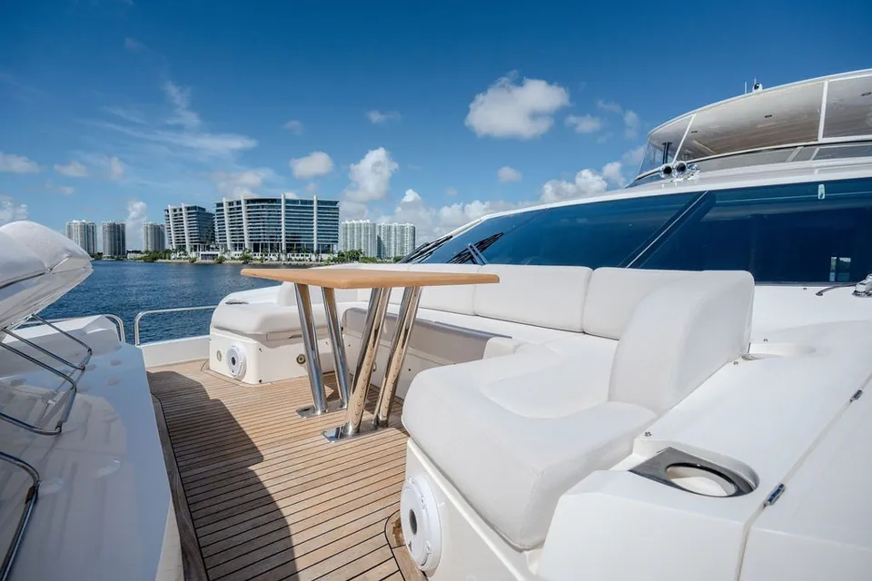 Sea Zar, 2019 Sunseeker 86 Yacht, photo 25