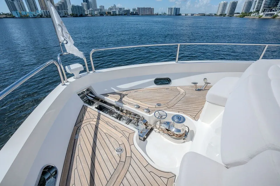 Sea Zar, 2019 Sunseeker 86 Yacht, photo 26