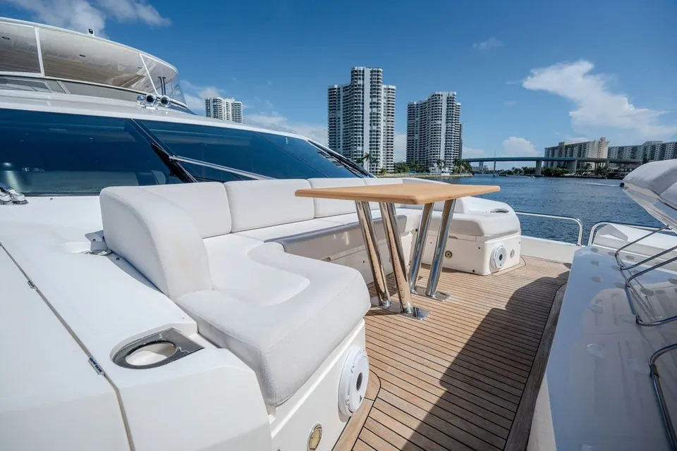 Sea Zar, 2019 Sunseeker 86 Yacht, photo 28