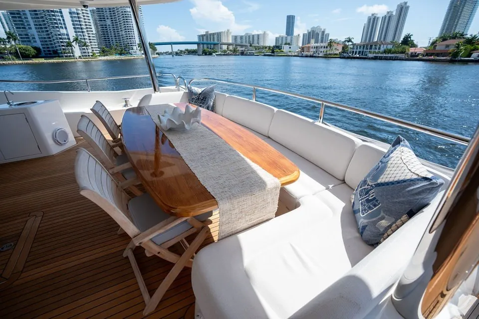 Sea Zar, 2019 Sunseeker 86 Yacht, photo 34