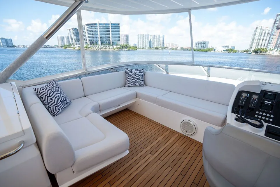 Sea Zar, 2019 Sunseeker 86 Yacht, photo 41