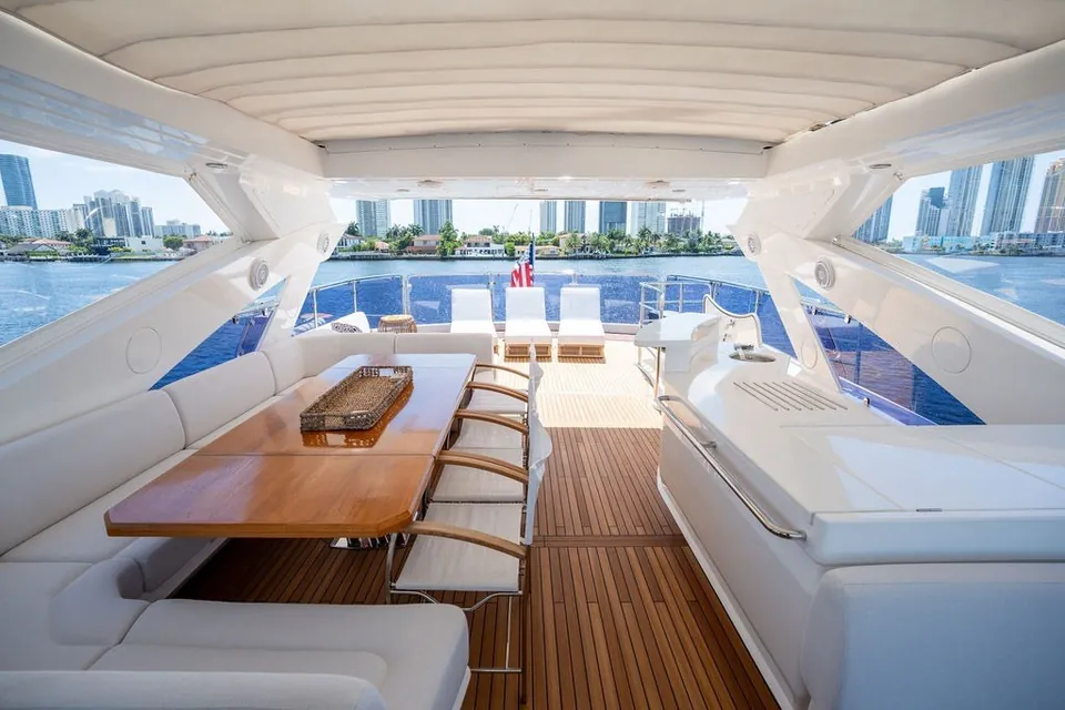 Sea Zar, 2019 Sunseeker 86 Yacht, photo 42