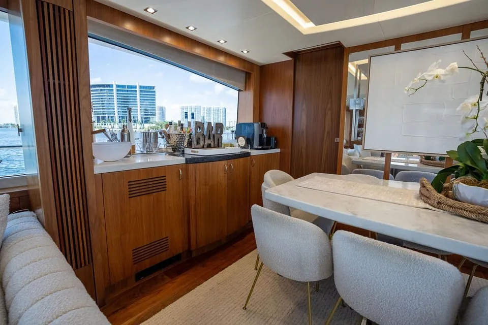 Sea Zar, 2019 Sunseeker 86 Yacht, photo 55