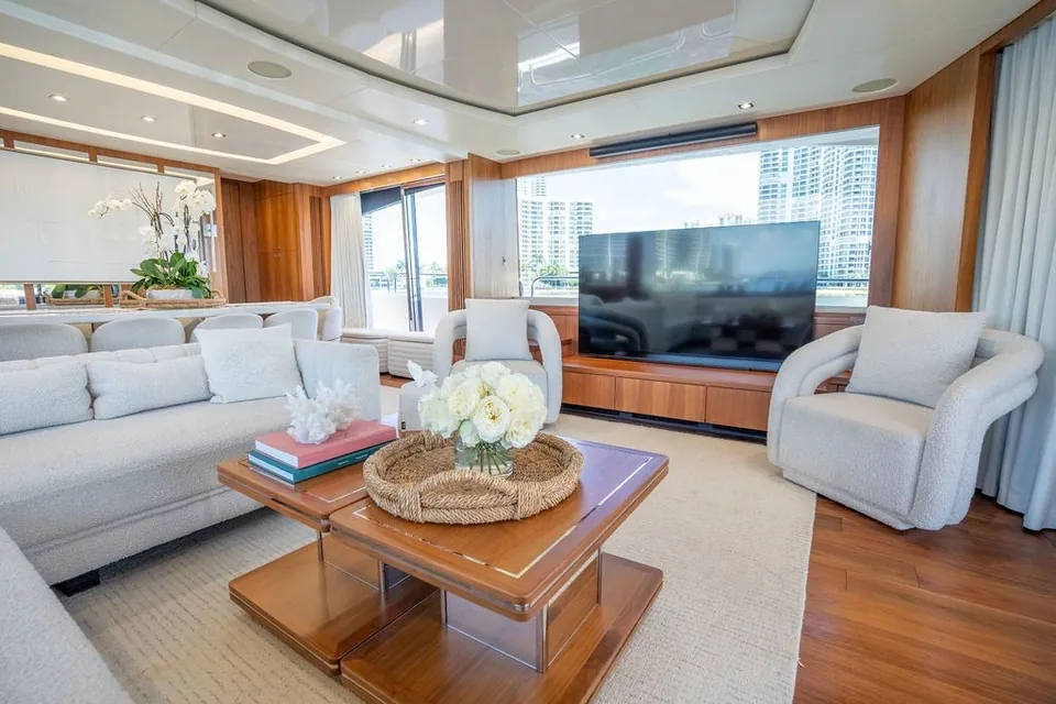 Sea Zar, 2019 Sunseeker 86 Yacht, photo 59
