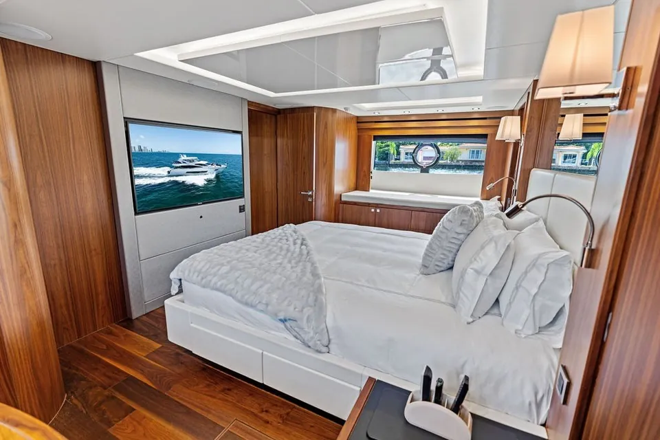 Sea Zar, 2019 Sunseeker 86 Yacht, photo 82