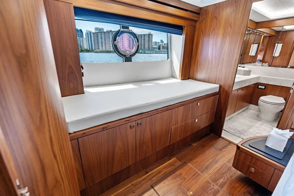 Sea Zar, 2019 Sunseeker 86 Yacht, photo 87