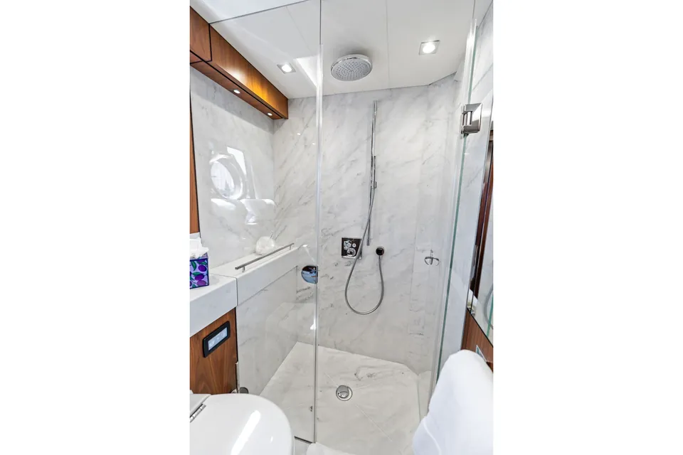 Sea Zar, 2019 Sunseeker 86 Yacht, photo 91