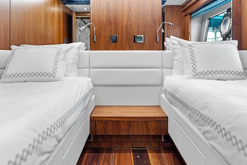 Sea Zar, 2019 Sunseeker 86 Yacht, photo 93