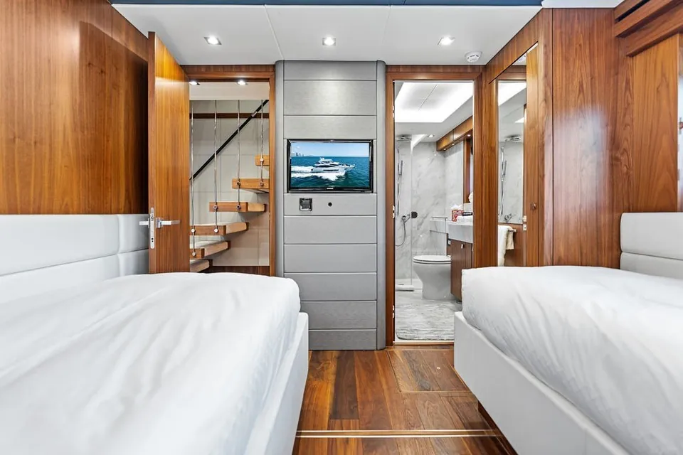 Sea Zar, 2019 Sunseeker 86 Yacht, photo 97