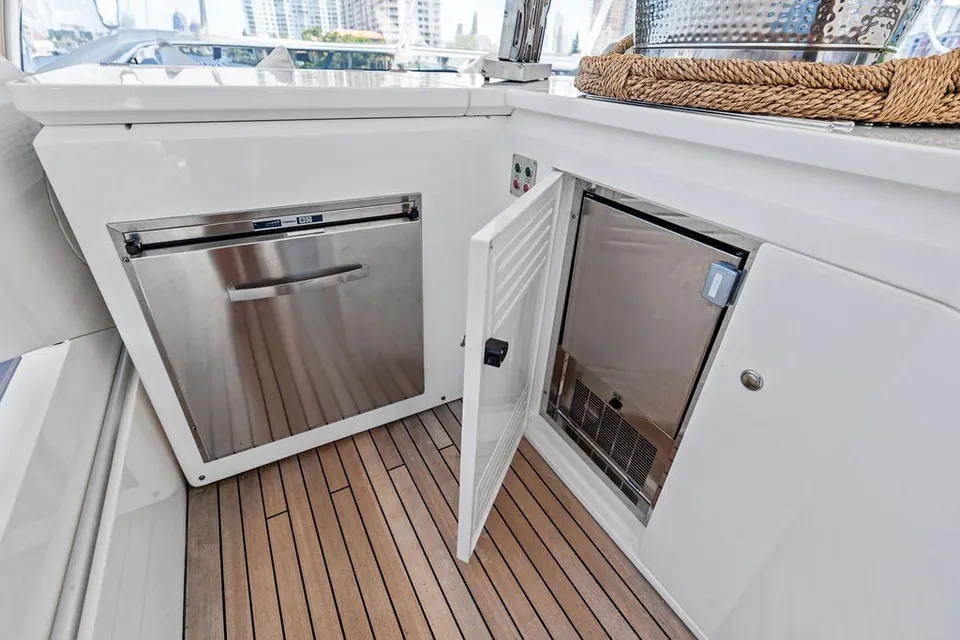Sea Zar, 2019 Sunseeker 86 Yacht, photo 117